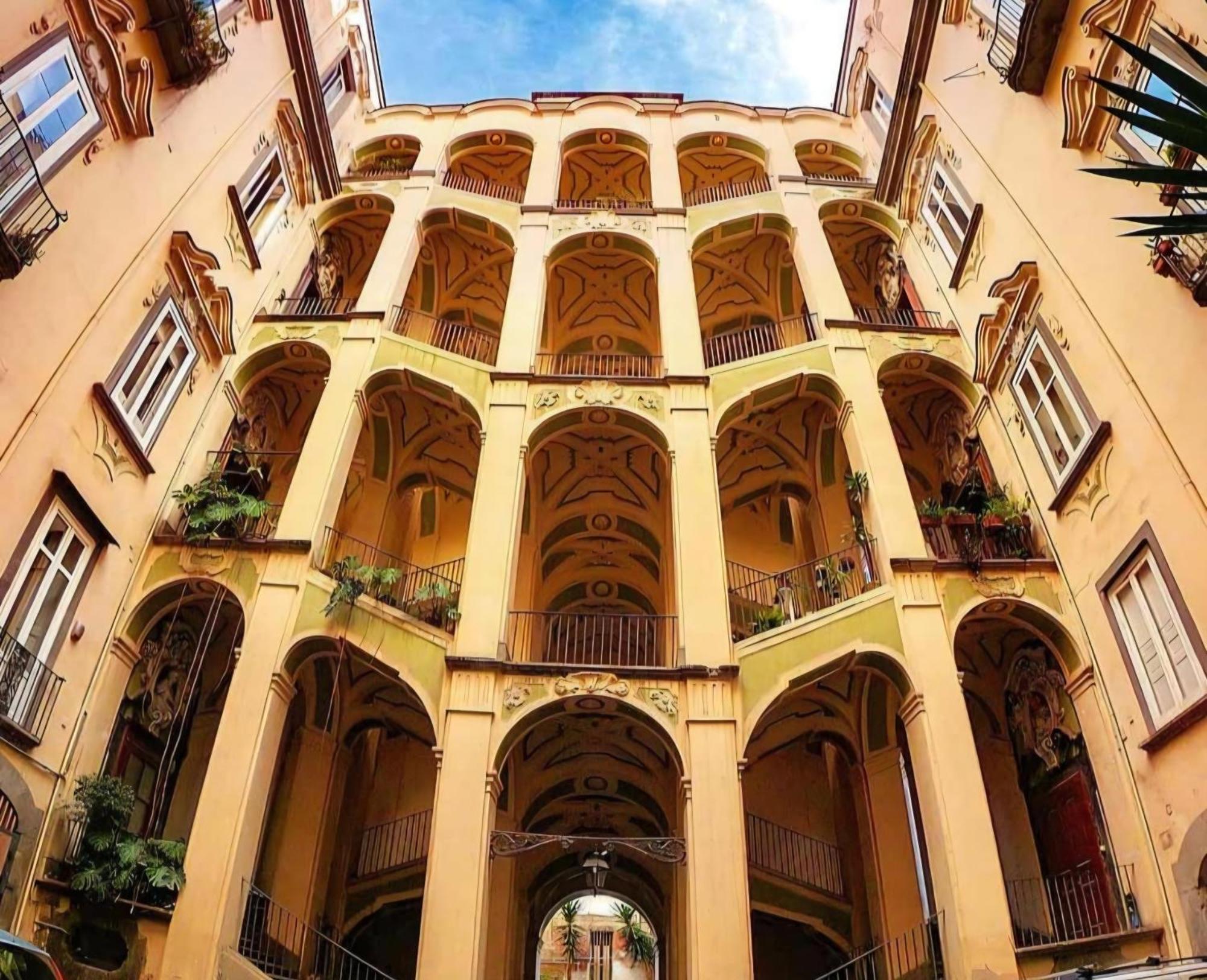 Apartment Sottosopra Chiaia